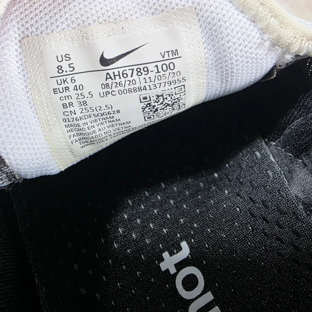 Nike Air Max 270 Womens White Black Running Shoes AH6789-100 Size 8.5